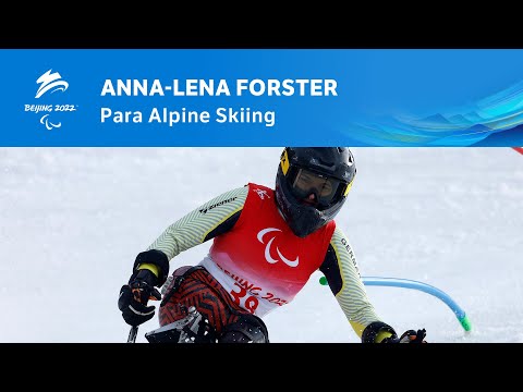 🇩🇪 Anna-Lena Forster records the fastest time in Women's Slalom Sitting | Beijing 2022