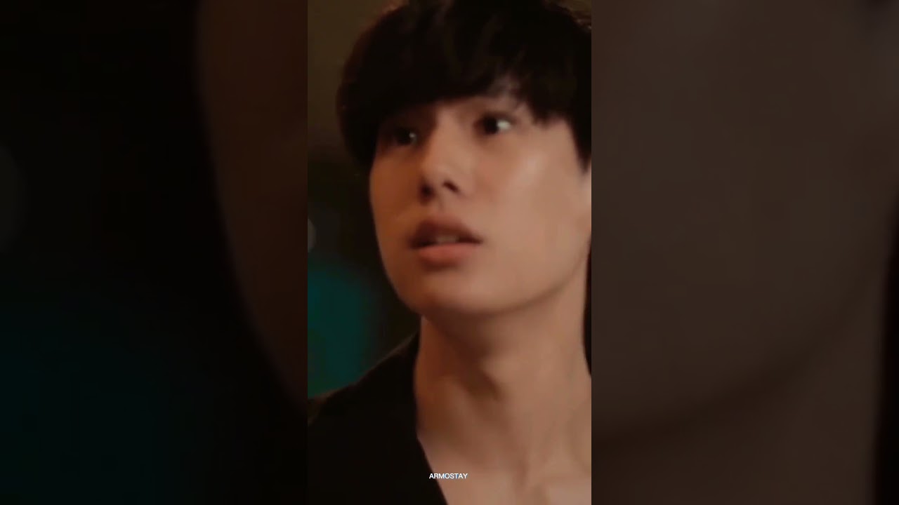 damn I'm in love with him 😫#phuwintang #warpeffecttheseries