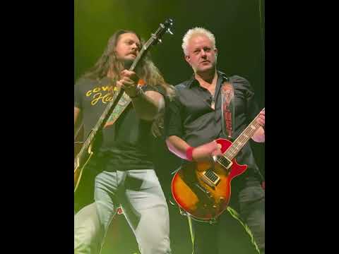 Chet Robert’s and Justin Biltonen - 3 Doors Down - Madison Square Garden