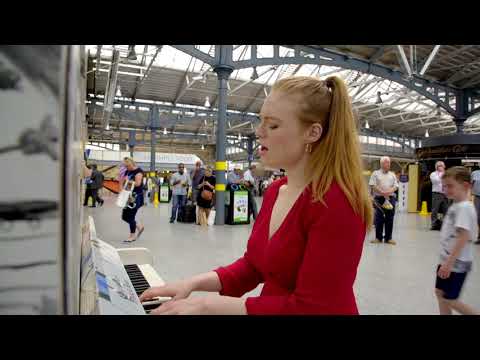 Freya Ridings - Lost Without You (Live at Dublin's Heuston Station) Video