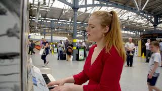 Freya Ridings - Lost Without You (Live at Dublin&#39;s Heuston Station)