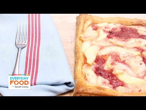 download lagu mp3 mp4 Pear And Raspberry Cake, download lagu Pear And Raspberry Cake gratis, unduh video klip Pear And Raspberry Cake