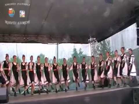 Bata fetelor -Fii satului Sanbenedic 13.05.2012.avi