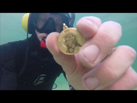 TREASURE FOUND IN THE OCEAN! Guns, Gold, Silver, Cell Phone & Coins Metal Detecting Underwater!