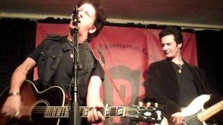 "Sing Me a Song" performed live by the Willie Nile trio, 2012-01-27, Club Passim
