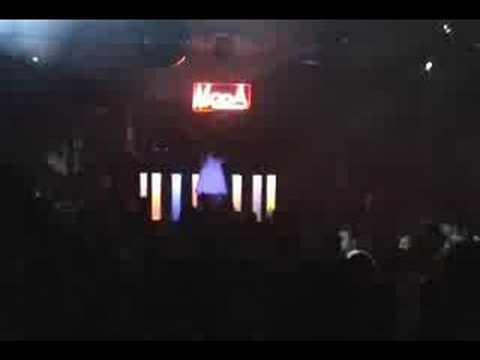 offir malol feat sivan - i see the sky - part of live show