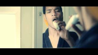 Rizzle Kicks - When I Was A Youngster (Official Video)