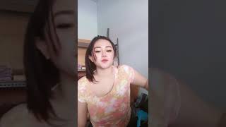 Download lagu Tik tok Tante Cantik Gunung Gede body OK😍#shorts mp3 Download lagu Tik tok Tante Cantik Gunung Gede body OK😍#shorts mp3