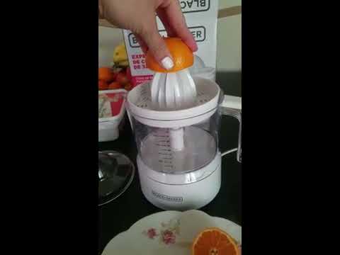 Black + Decker Electric Citrus Juicer DETAILED REVIEW AND HOW TO MAKE FRESH  SQUEEZED ORANGE JUICE 