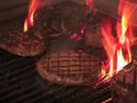 Cooking a Kobe Burger | United States of Food