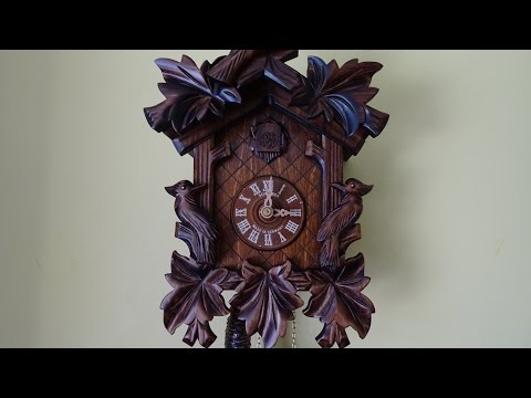 Anton Schneider 12 inch Cuckoo Clock - UNBOXING WITH MUSIC