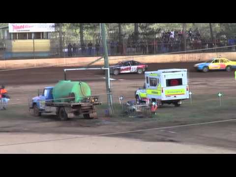 Modified Production - Heat 19 - Aussie Open - Maryborough Speedway - 29.12.12