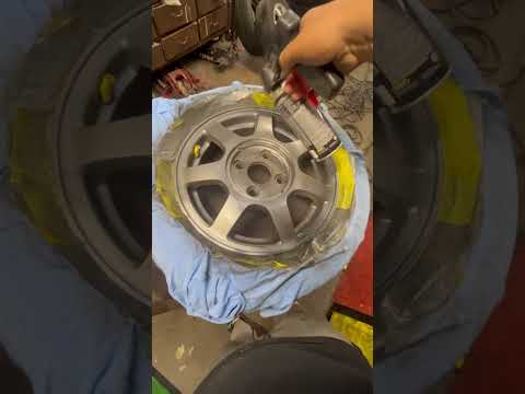 15 dollar Autozone wheel paint, painting wheels for the cheap! #painting #diy #cheap #honda