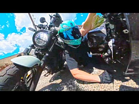 10 Minutes OF EPIC, CRAZY, UNBELIEVABLE and UNEXPECTED Motorcycle Moments