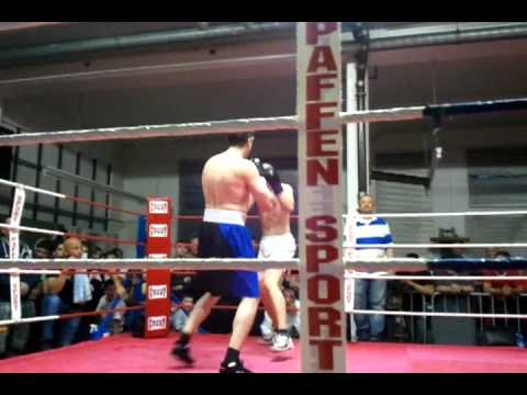 Challenge Club Sachsenhausen Box-Gala 09.04.2011. Sieg Boxer Andi Part 1