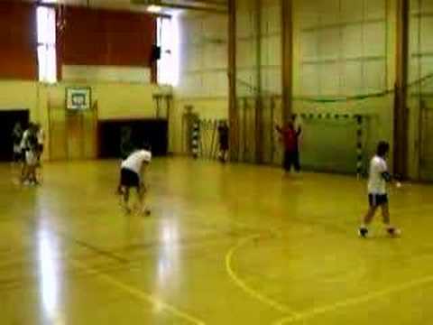 Ännu ett straffkast i matchen IFK Hammarö - Skåre HK