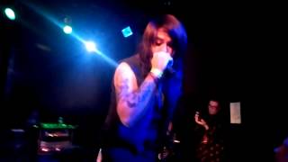 Famous Last Words: Welcome to the show & Victim of the Virtuoso & Voices & The Show Must Go On Pt.1