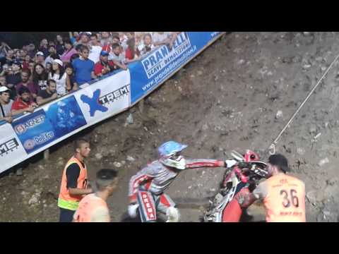 Alex Salvini alle prese con il "Dente del Diavolo"