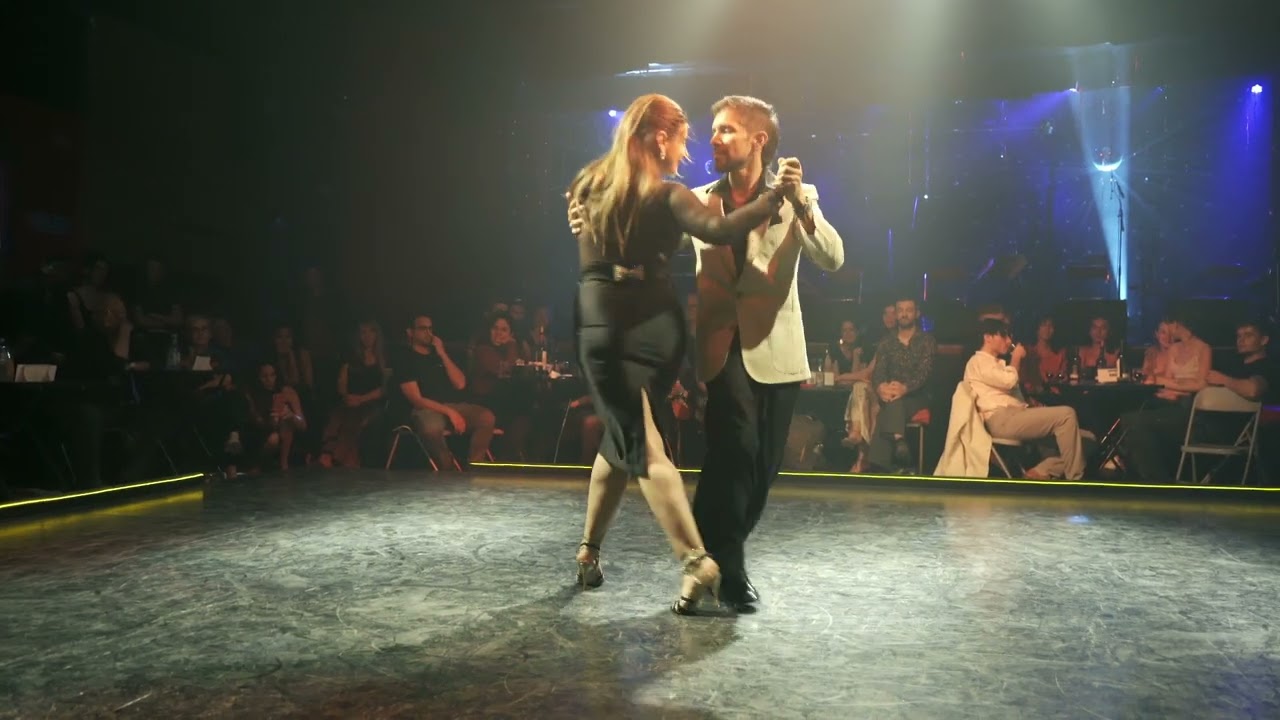 Video thumbnail for Yuliana Basmajyan & Guille Barrionuevo @ Milonga Maldita (2)