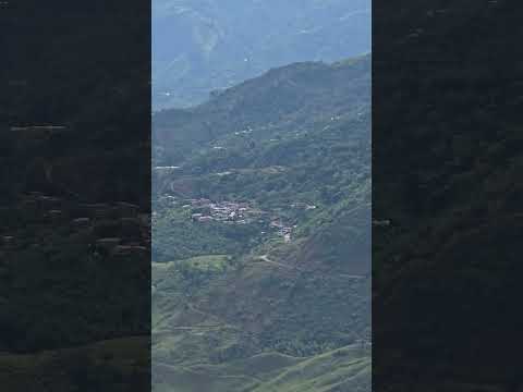hermoso paisaje en Guatica Risaralda #campo #café