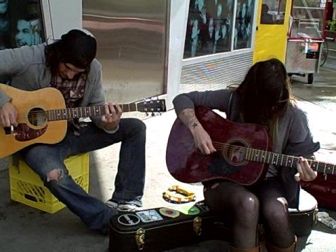 Die Mannequin - Fatherpunk - busking in Toronto