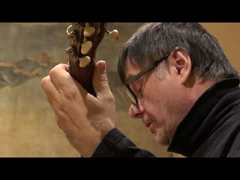 Leo Brouwer: El Arte y Las Horas - performed by Edin Karamazov