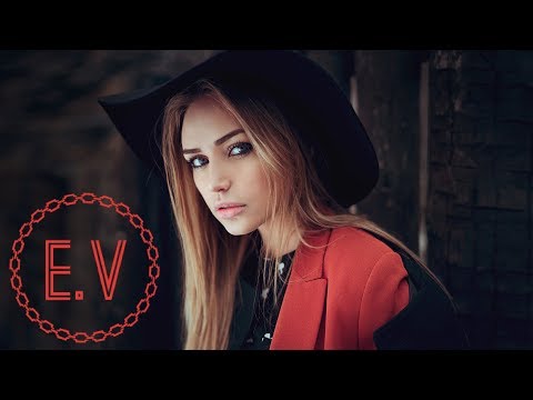 Mobin Master & Tate Strauss feat. Frida Harnesk - Dreams (Safari Mix)