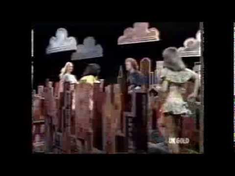 Pan's People - 'Summertime City' Top Of The Pops Mike Batt