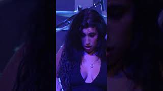 Amy Winehouse - &#39;You Sent Me Flying Outro&#39; | Live at Import Rotterdam Festival 2004