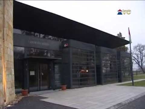 Szeifried Zoltán festő grafikus tárlata A Magyar Nyelv Múzeumában