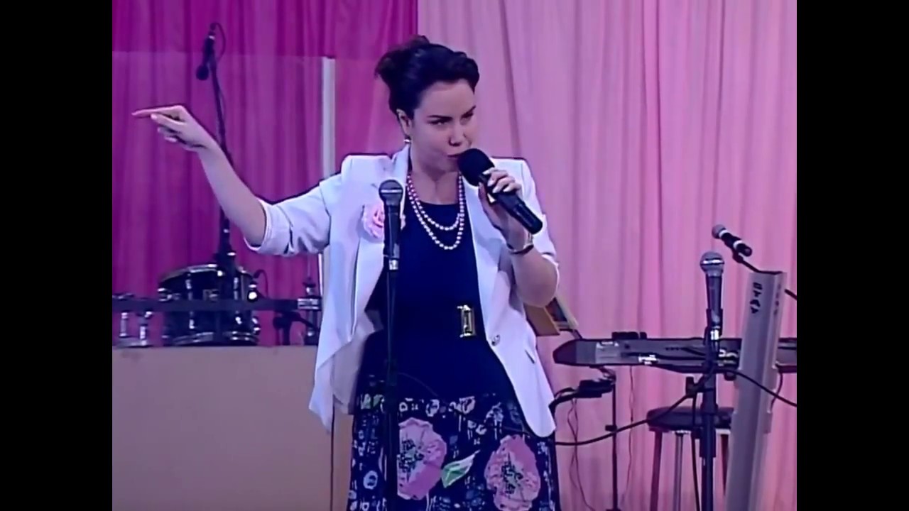 Sarah Sheeva: A importância da oração em línguas