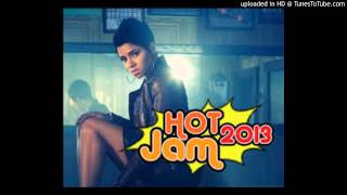 RaVaughn - Not A Love Song