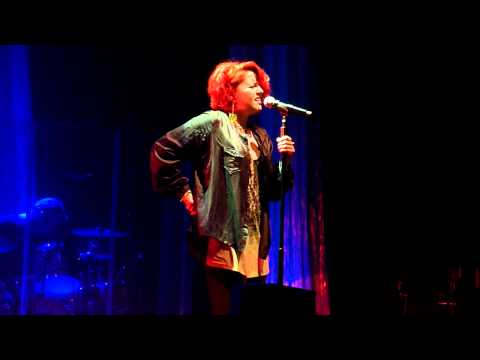 Noemi live in Brescia 03052012 - La cura