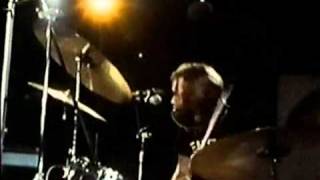 Genesis - The Knife - (HD HIGHEST RES ON YT) Bataclan 1973 - SIX DOLLARS LIVE