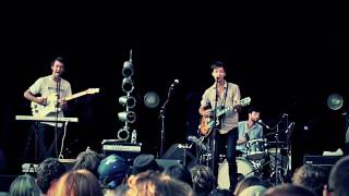 The Morning Benders - Cold War (Nice Clean Fight)