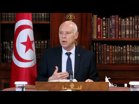 قيس سعيد ''الوباء سياسي في تونس قبل وباء كوفيد 19''