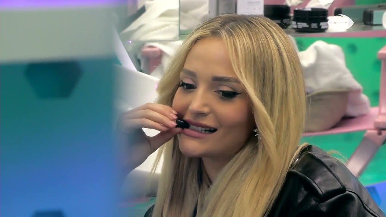 “Fatin tim ta kam dhënë ty”/ Selin-Gimbos: Të kam shkruar emrin te mikrofoni…