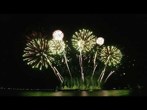 The 9th Philippine International Pyromusical Competition - CANADA - Hands Fireworks