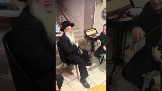 לרגל נפילת חמינאי מוזיקה יהודית בסגנון פרסי! (ארגון ענפים) - התמונה מוצגת ישירות מתוך אתר האינטרנט יוטיוב. זכויות היוצרים בתמונה שייכות ליוצרה. קישור קרדיט למקור התוכן נמצא בתוך דף הסרטון