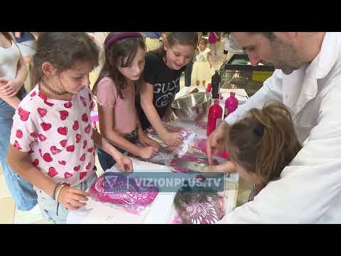 Fëmijët, festë në “Kristal Center”/ Lojëra dhe argëtime për të vegjelit me rastin e 1 qershorit -