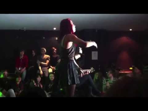 Vukovi - Get Hot And Feel The Butterflies (Acoustic) [Live]