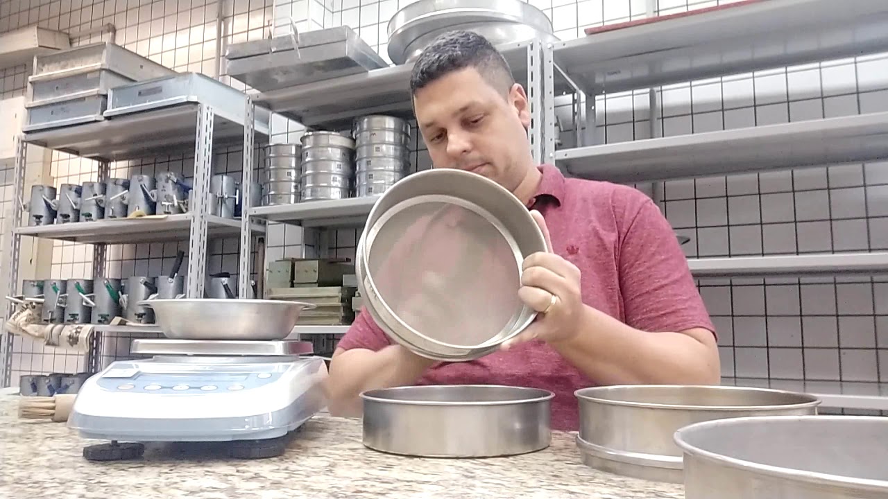 Prof. Dr. Carlos Balestra - Ensaio de granulometria