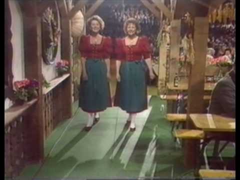 Hahnenkamm Trio & Kitzbühler Dirndln - Wir Tiroler Sind So Lustig