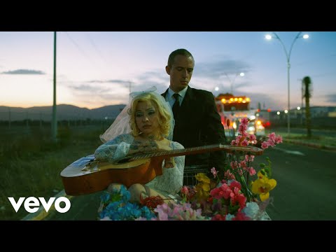 Miniatura de While I&rsquo;ll Keep Writing Songs for You