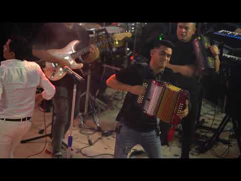 Pórtate bien - Churo Díaz en el desenguayabe Juan Lamadrid & Aleja Villegas