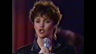 Solid Gold (Season 2 / 1982) Sheena Easton - &quot;A Little Tenderness&quot;