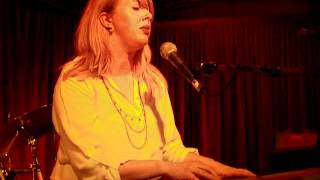 Fran Smith covering Tim Buckleys 'Song to the Siren'