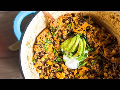 Simple One Pot Mexican Quinoa Recipe in 20 Minutes!