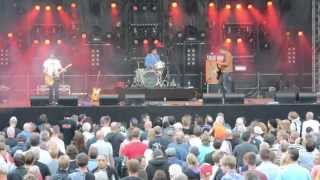 Waterpop 2014 - Hallo Venray - Two Feet