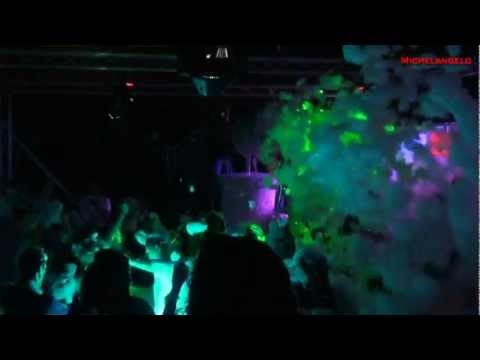 Javi Torres - Fiesta de la Espuma - Van Gogh Terraza - Michelangelo 2011